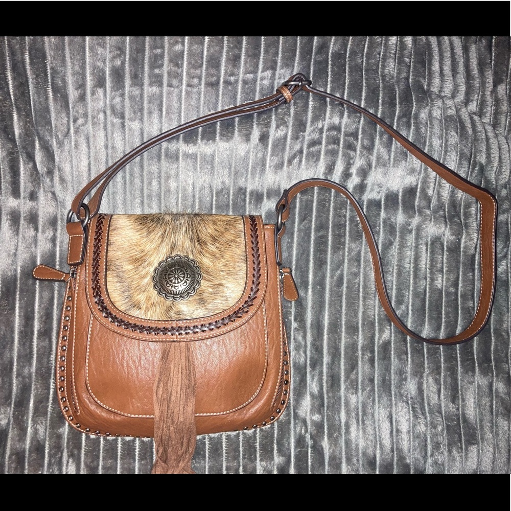 Blazin Roxx Messenger crossbody bag